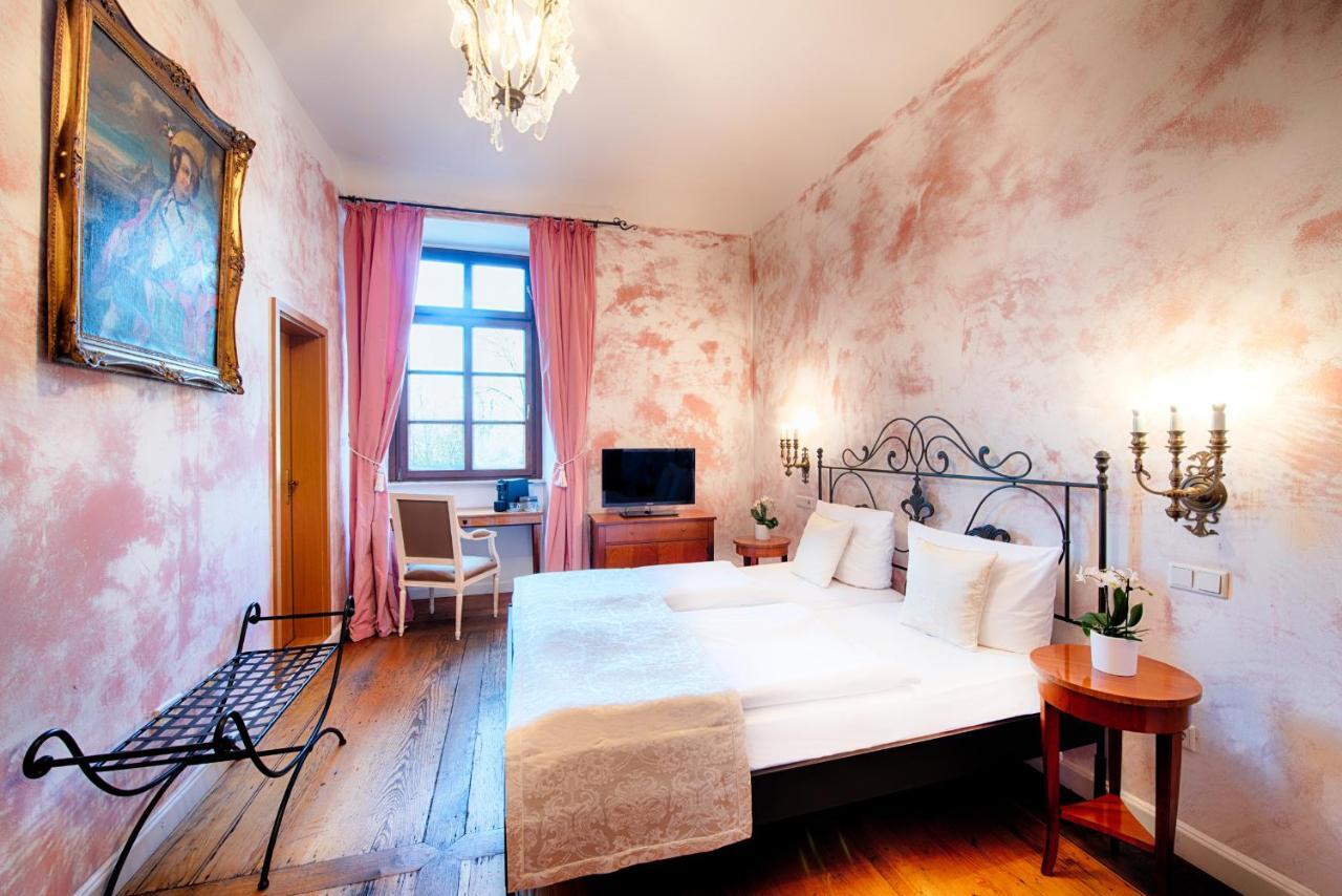 Hotel Schloss Lehen Bad Friedrichshall Exteriör bild