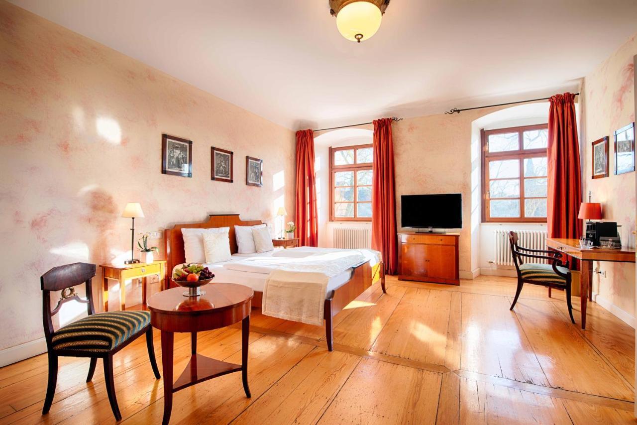 Hotel Schloss Lehen Bad Friedrichshall Exteriör bild